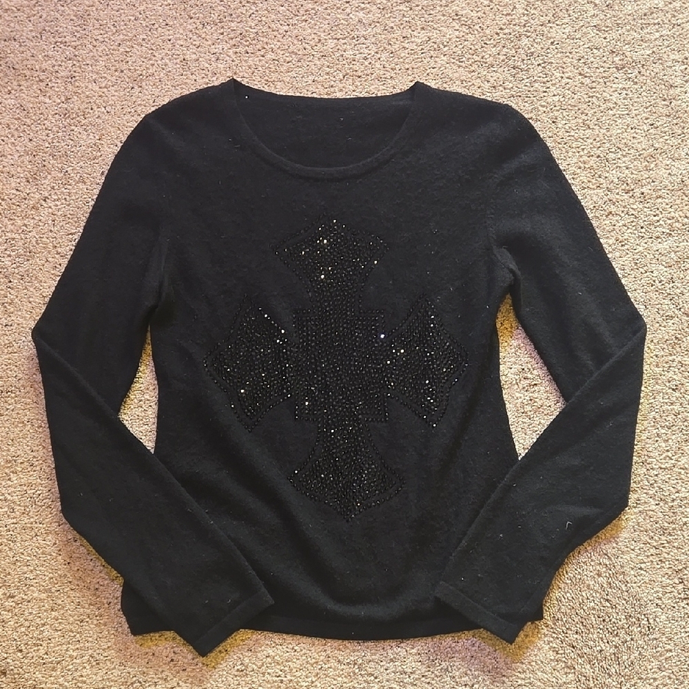 Black Fitted Embellished Hoodie